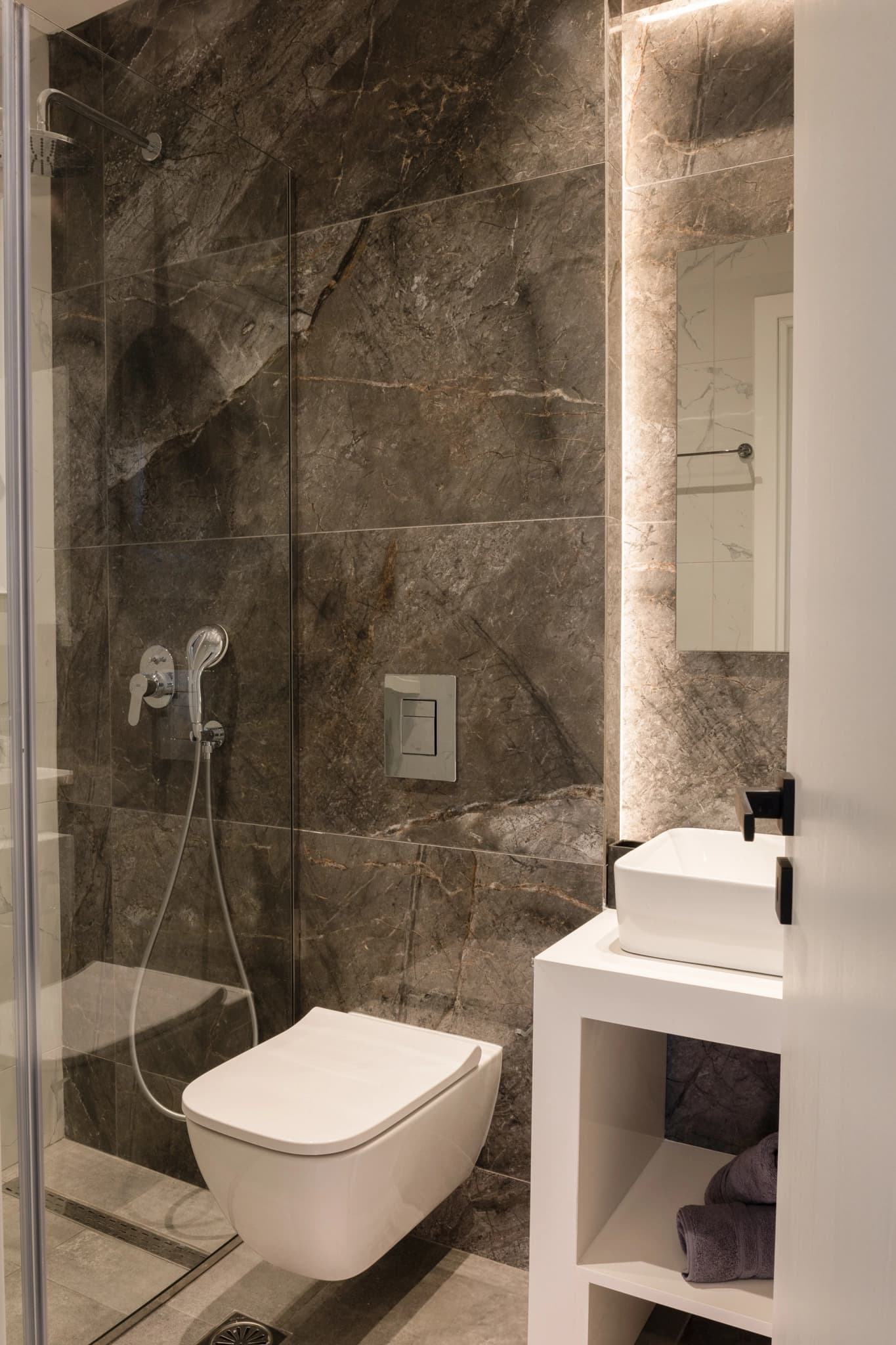 ANESIS 2 bathrooms 2